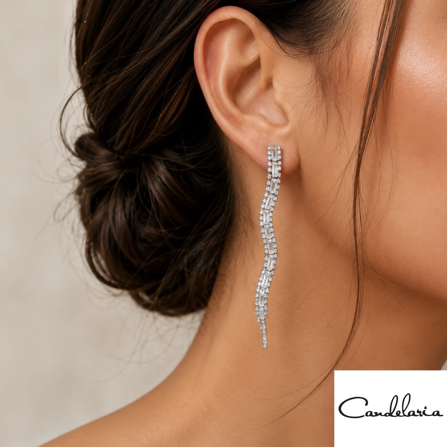 Aretes largos con diseño ondulado - Plu: 16805