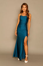 Cargar imagen en el visor de la galería, VESTIDO DIOSA - CONCORDIA
