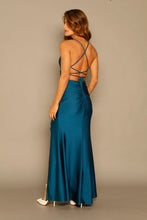 Cargar imagen en el visor de la galería, VESTIDO DIOSA - CONCORDIA

