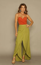 Cargar imagen en el visor de la galería, BLUSA ELEGANTE MUJER - GRACE
