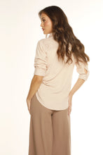 Cargar imagen en el visor de la galería, BLUSA ELEGANTE MUJER -  CARLA
