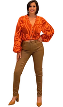 Cargar imagen en el visor de la galería, Blusa elegante mujer - Amira
