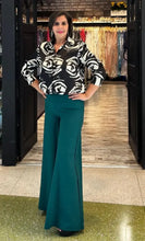 Cargar imagen en el visor de la galería, BLUSA ELEGANTE MUJER -  LAURA
