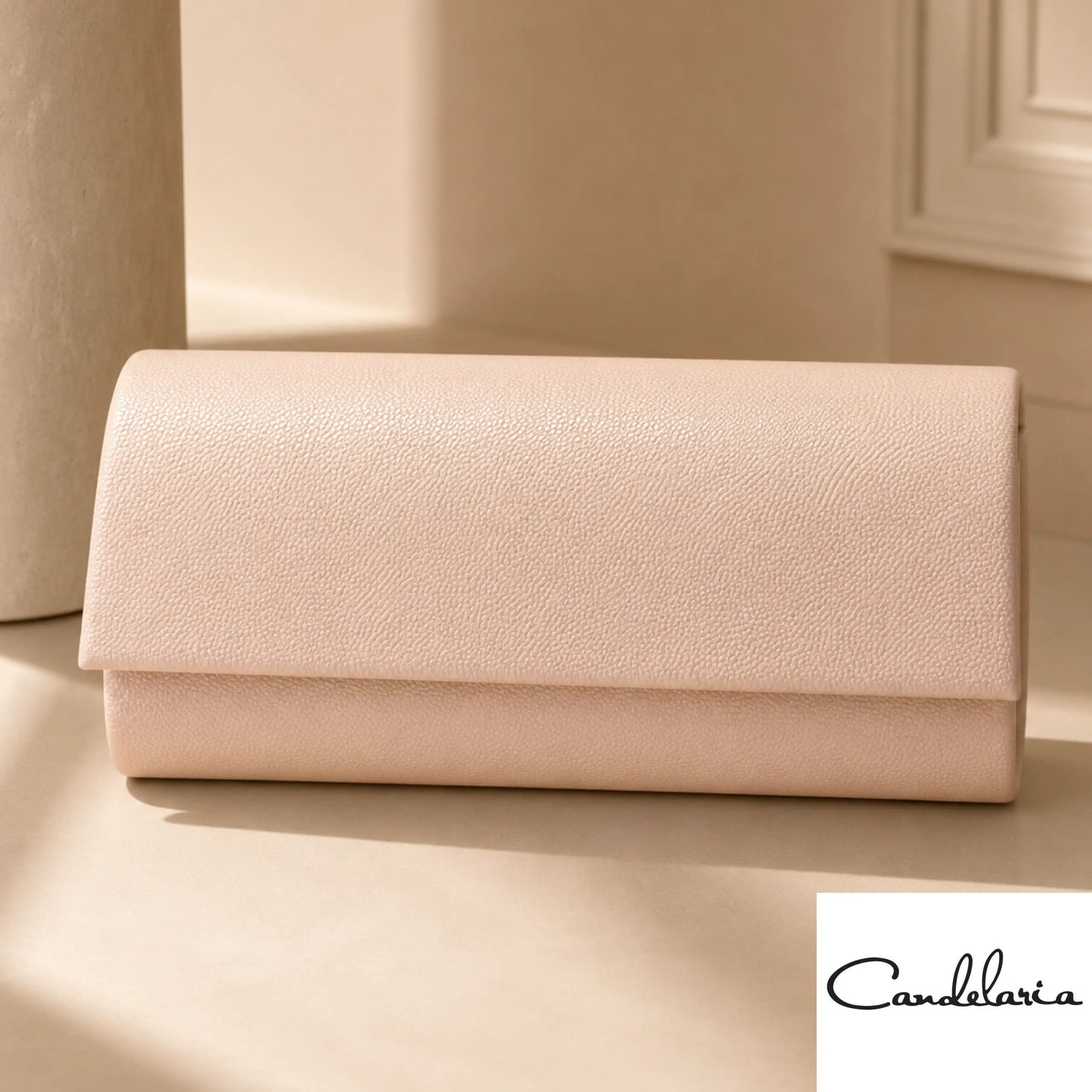 Cartera sofisticada para almuerzos de gala - Plu: 701