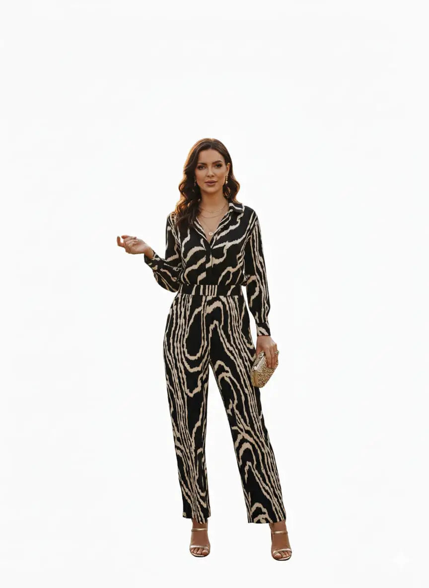 Enterizo ejecutivo mujer elegante