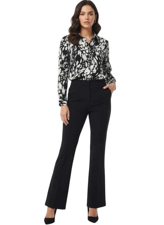 Pantalón casual caída natural