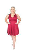Cargar imagen en el visor de la galería, Vestido corto plus mujer - Fátima
