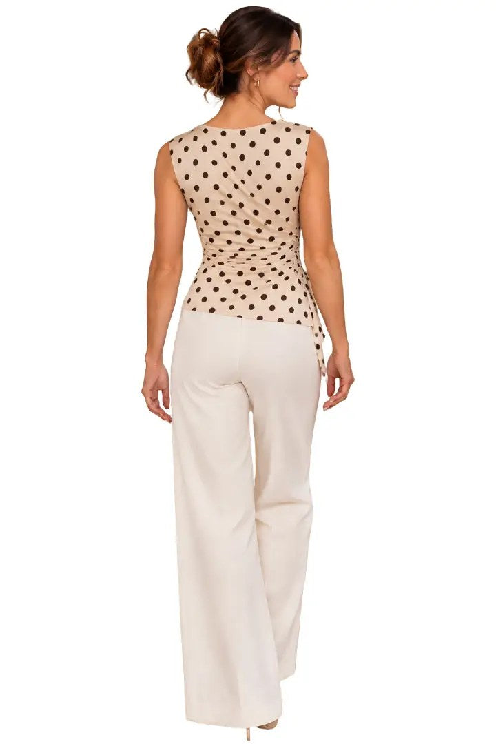 BLUSA BLANCA BOLAS CAFE    M