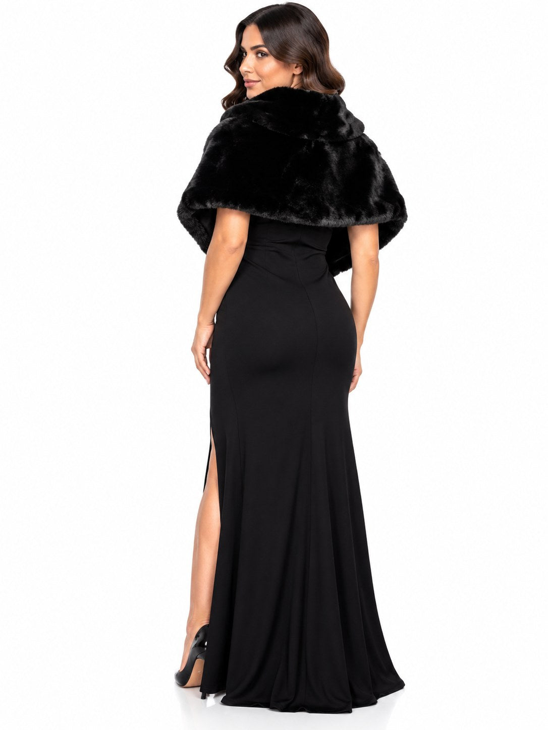 CHALINA PELUDA CUELLO BLANCA-NEGRA  T,UNICA