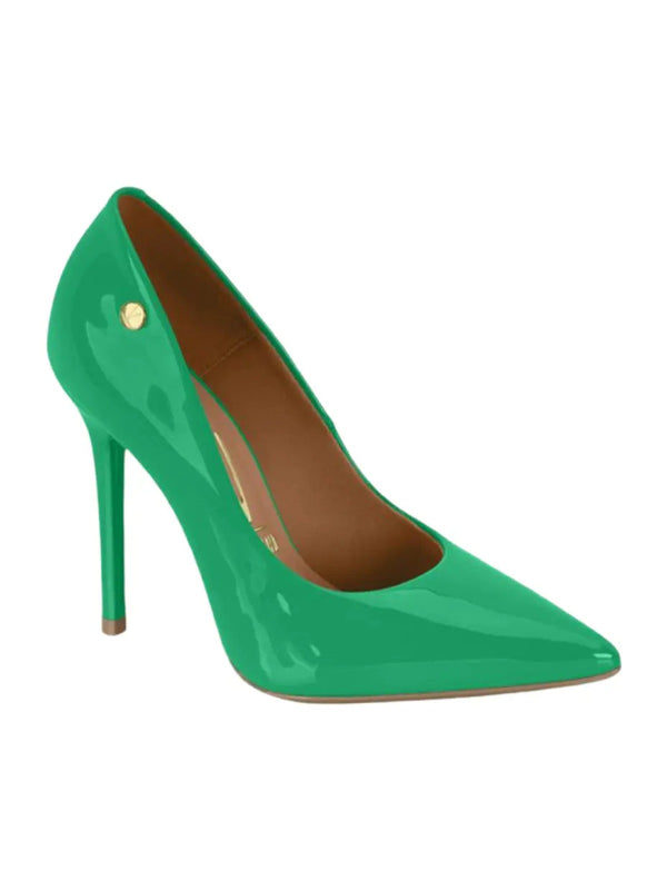 Zapato stiletto verde brillante de charol con tacón fino. Modelo premium Ref: 142110013488.