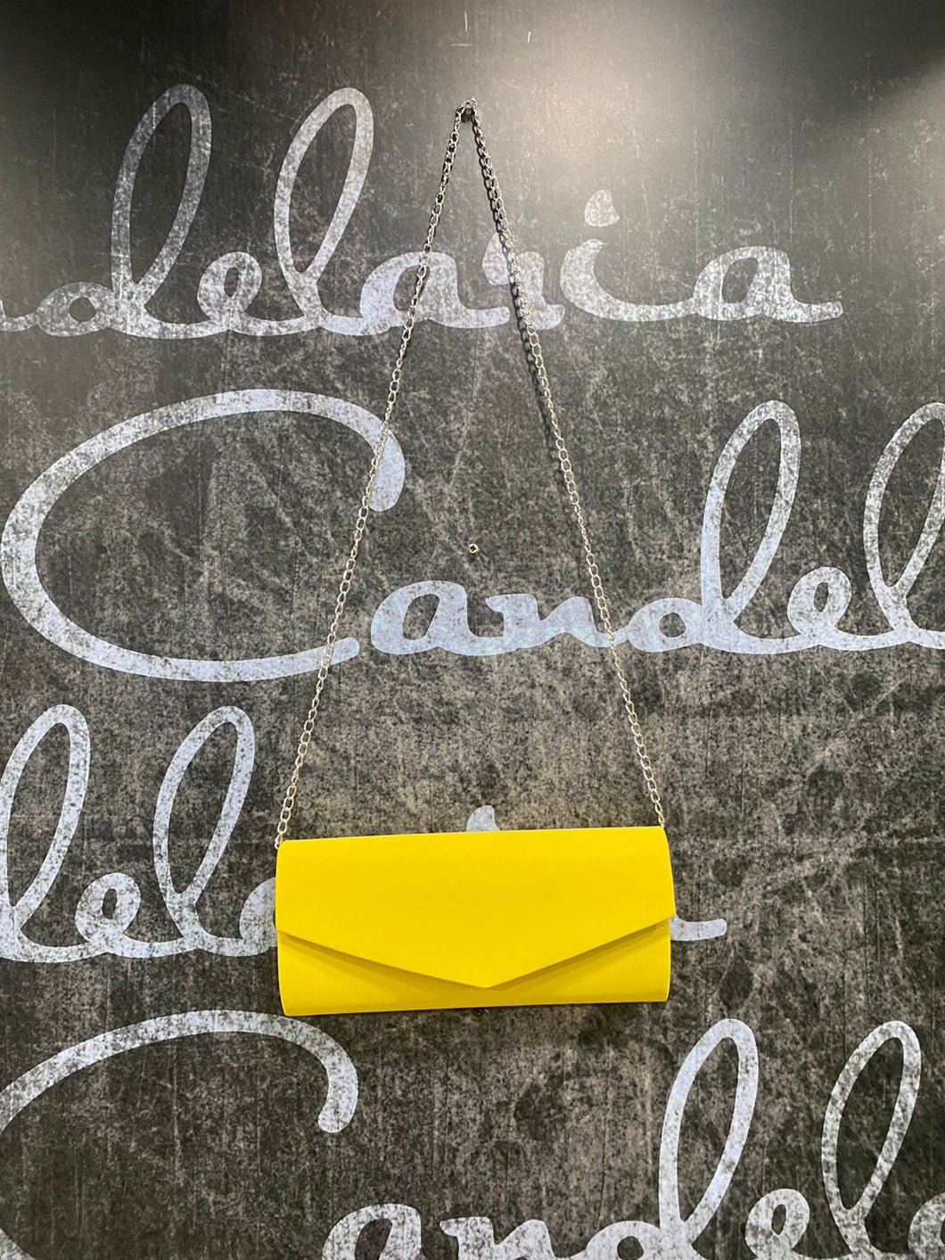 CARTERA AMARILLO MATE